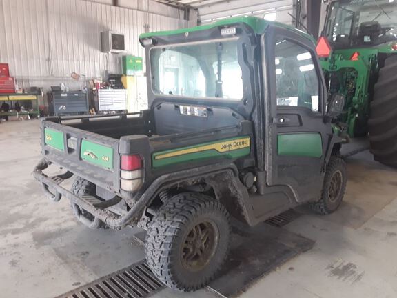 2023 John Deere XUV835R ATV