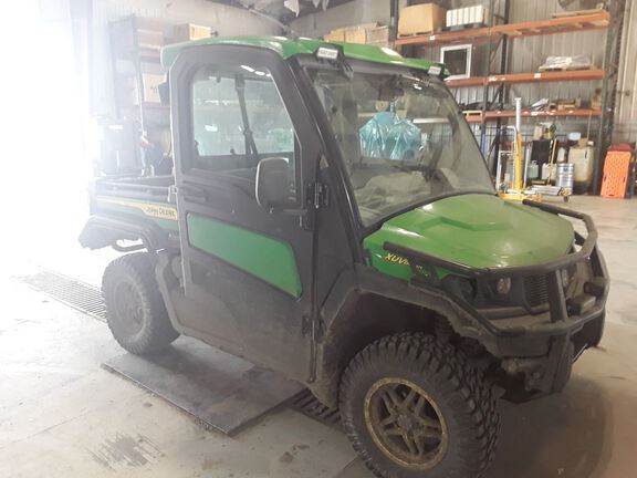 2023 John Deere XUV835R ATV