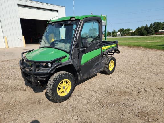 2023 John Deere XUV835R ATV