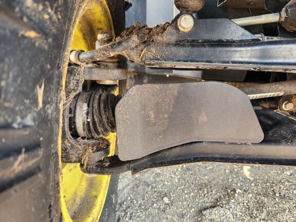 2023 John Deere XUV835R ATV