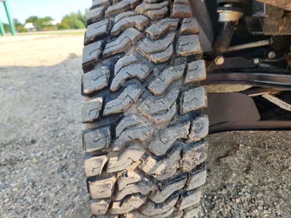 2023 John Deere XUV835R ATV