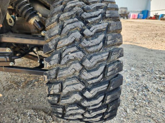 2023 John Deere XUV835R ATV