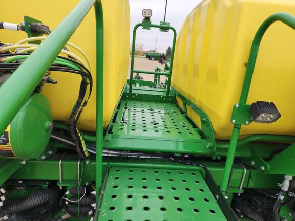 2023 John Deere DB60 Planter
