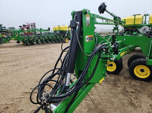2022 John Deere DB60 Planter