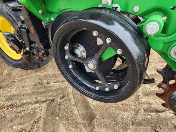 2022 John Deere DB60 Planter