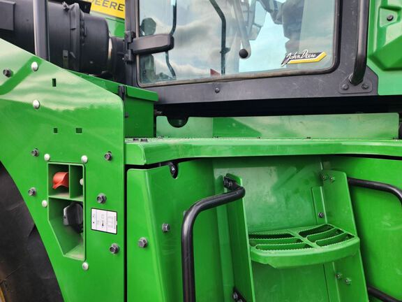 2024 John Deere 9R 490 Tractor 4WD