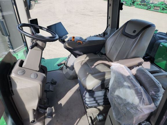 2024 John Deere 9R 490 Tractor 4WD
