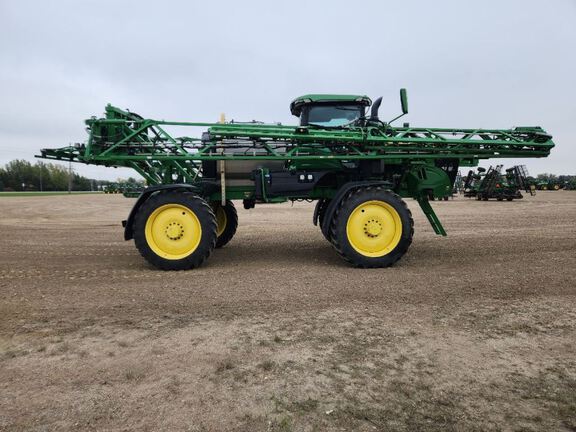 2022 John Deere 410R Sprayer/High Clearance