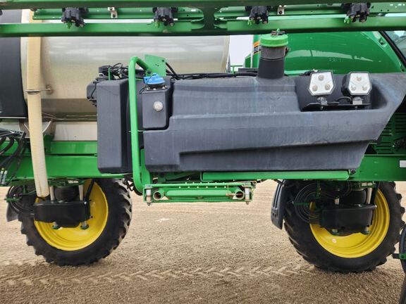 2022 John Deere 410R Sprayer/High Clearance