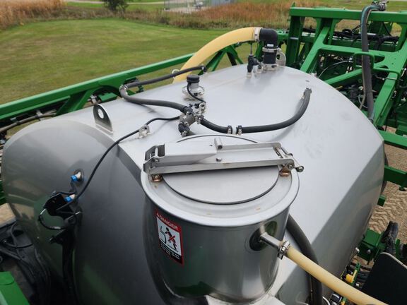 2022 John Deere 410R Sprayer/High Clearance