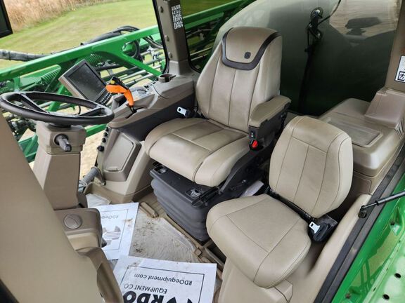 2022 John Deere 410R Sprayer/High Clearance