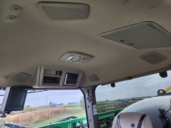 2022 John Deere 410R Sprayer/High Clearance