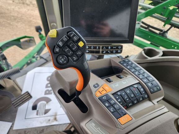 2022 John Deere 410R Sprayer/High Clearance