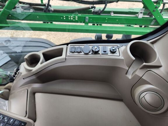 2022 John Deere 410R Sprayer/High Clearance