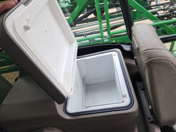 2022 John Deere 410R Sprayer/High Clearance