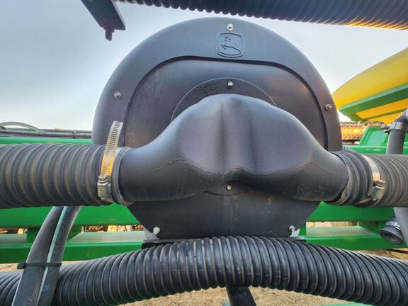 2013 John Deere DB88 Planter