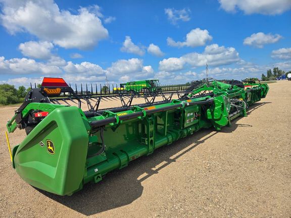 2023 John Deere HD45F Header Combine