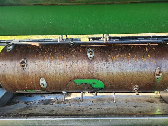 2013 John Deere 640FD Header Combine