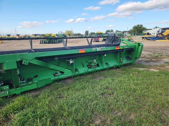 2013 John Deere 640FD Header Combine