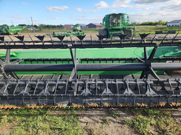 2013 John Deere 640FD Header Combine