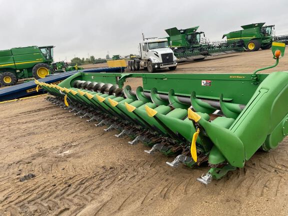 2014 John Deere 618C Header Corn Head