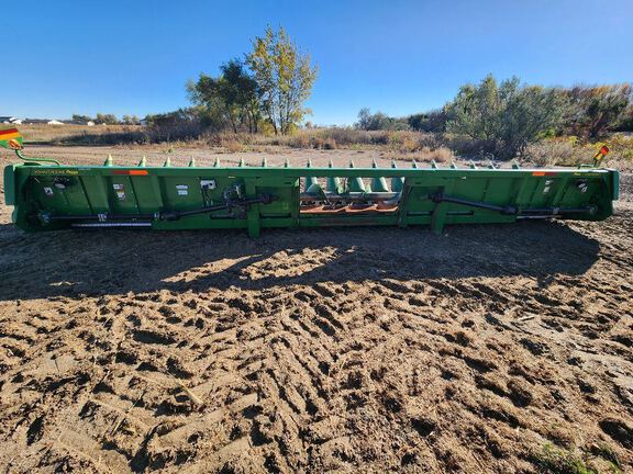 2014 John Deere 618C Header Corn Head