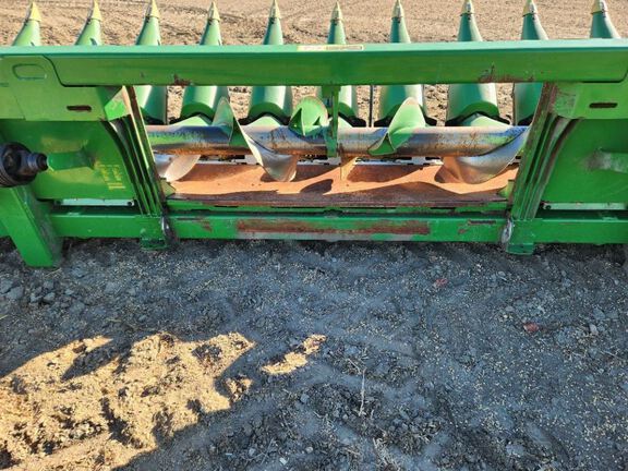 2014 John Deere 618C Header Corn Head