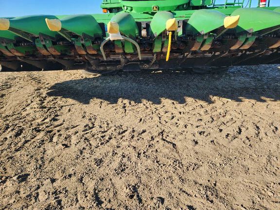 2014 John Deere 618C Header Corn Head