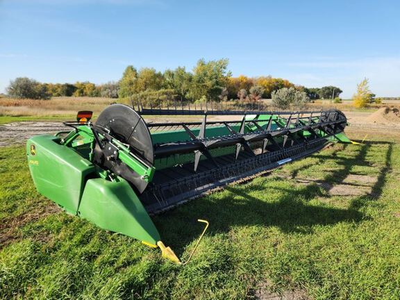 2012 John Deere 640FD Header Combine