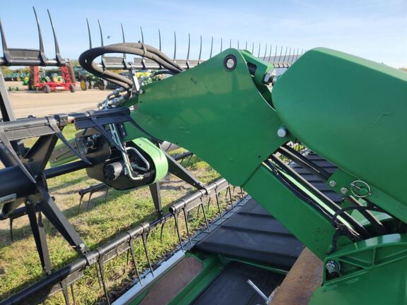 2012 John Deere 640FD Header Combine
