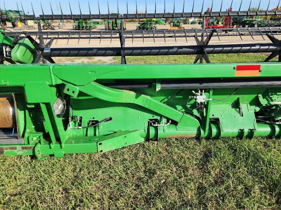 2012 John Deere 640FD Header Combine