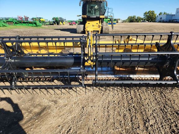 2013 CLAAS MAXFLEX 1200 Header Combine