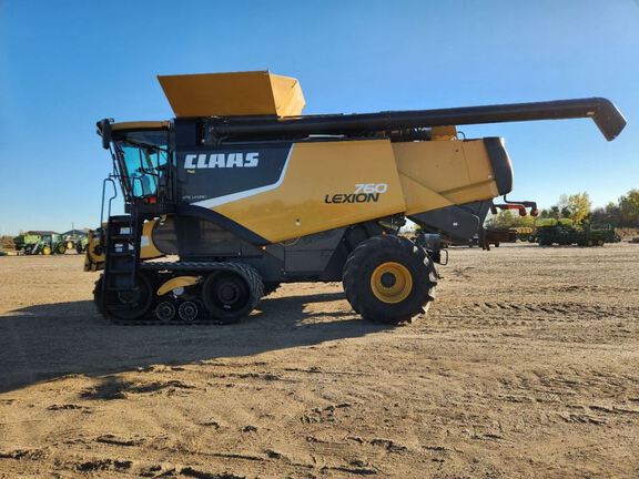 2013 CLAAS 760 Combine