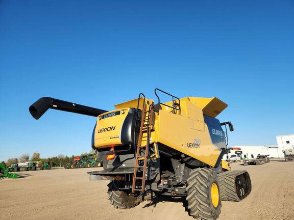 2013 CLAAS 760 Combine