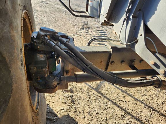 2013 CLAAS 760 Combine