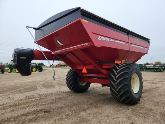 2015 Unverferth 1082 Grain Cart