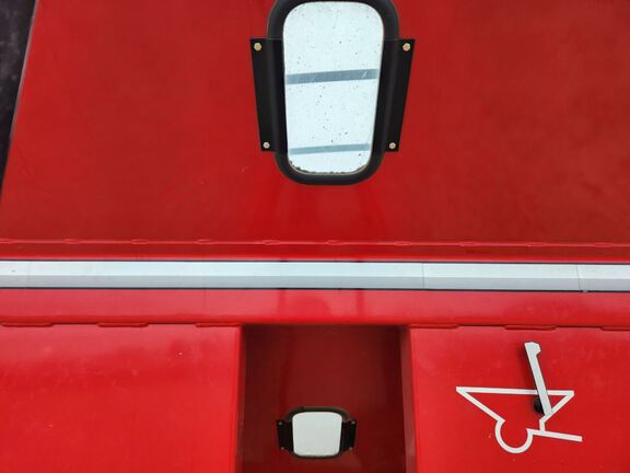 2015 Unverferth 1082 Grain Cart