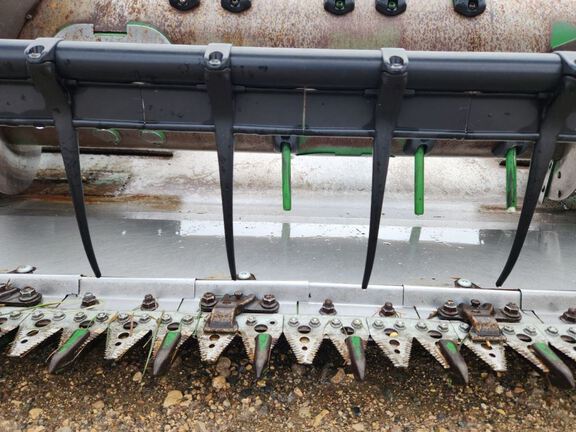 2012 John Deere 635F Header Combine