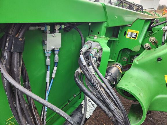 2010 John Deere 635F Header Combine
