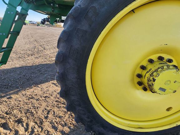 2019 John Deere R4044 Sprayer/High Clearance