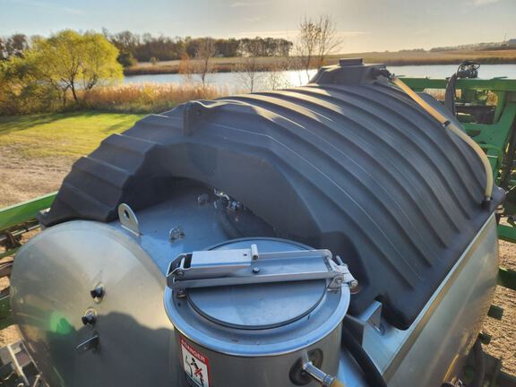 2019 John Deere R4044 Sprayer/High Clearance