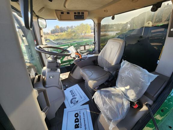 2019 John Deere R4044 Sprayer/High Clearance