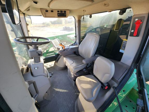 2020 John Deere R4060 Sprayer/High Clearance