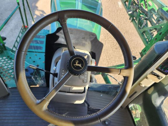 2020 John Deere R4060 Sprayer/High Clearance
