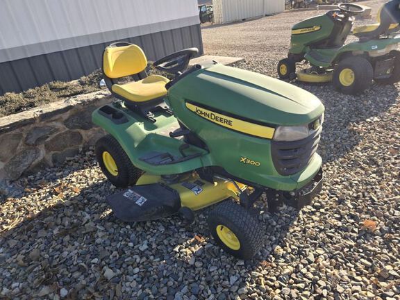 2011 John Deere X300 Garden Tractor