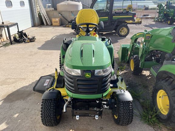 2020 John Deere X738 Garden Tractor