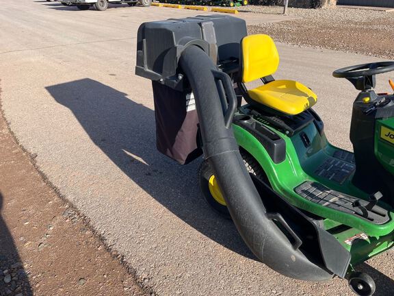 2023 John Deere S140 Garden Tractor
