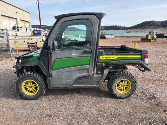 2021 John Deere XUV835M ATV