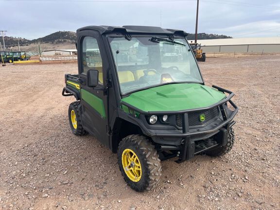 2021 John Deere XUV835M ATV
