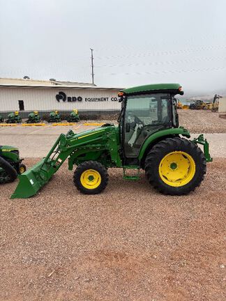 2017 John Deere 4066R Tractor Compact